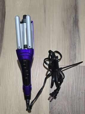 Bed Head A Wave We Go Adjustable Ceramic Hair Waver - Purple - Like New